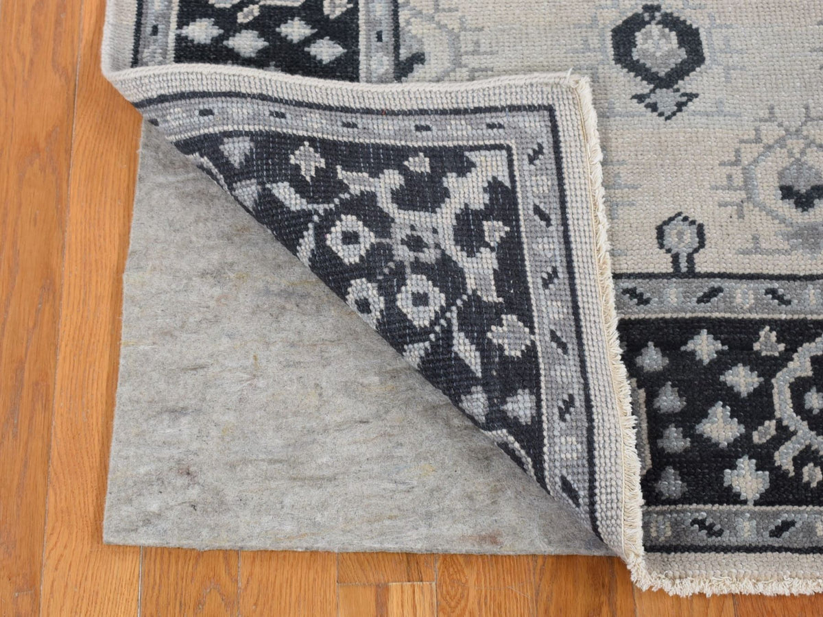 Oushak hand-knotted wool rug in Ivory & Black, 6' x 9' — SKU O080504 (view 4)