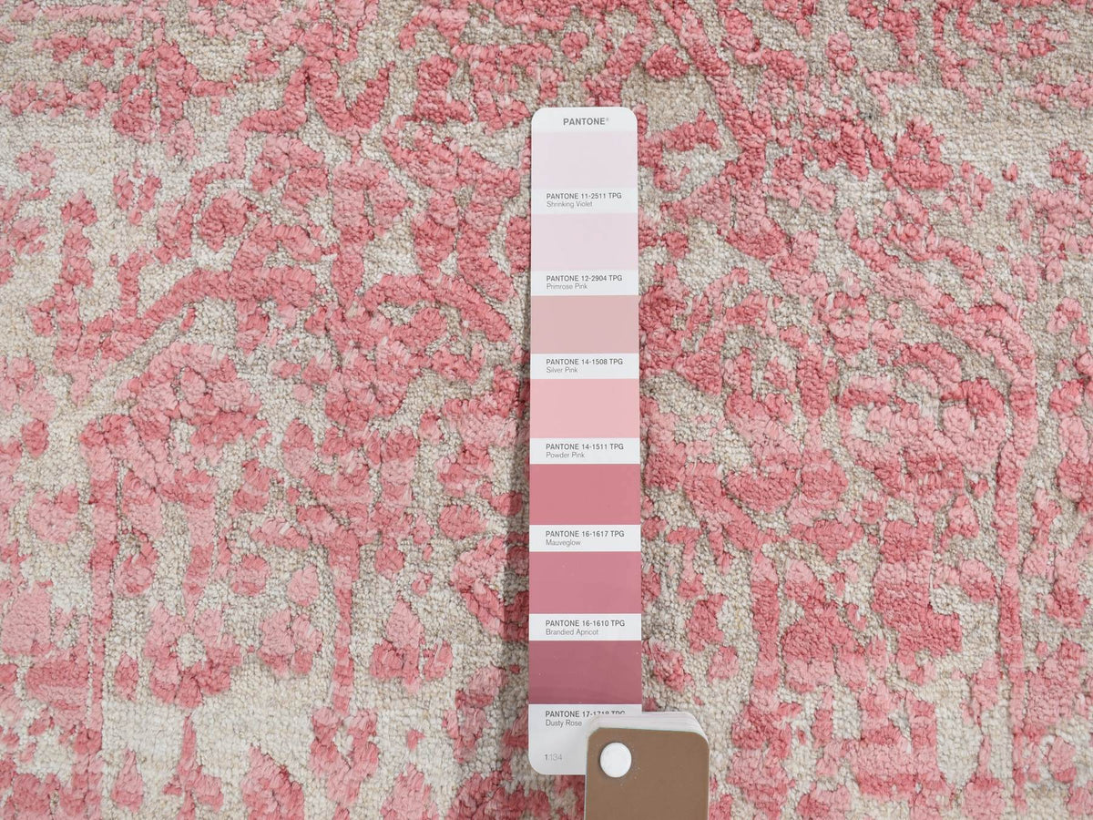 Transitional hand-knotted wool/silk runner in Pink, 2'6" x 7'9" — SKU O080509 (view 3)