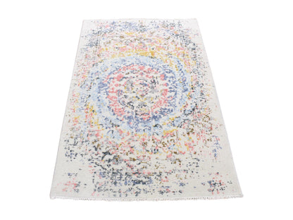 Ivory 3'0" x 5'0" Modern and Contemporary Hand knotted Wool/Silk Rug - Sku: O080514