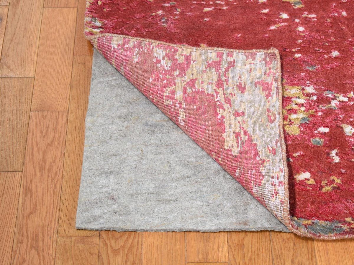 Modern / Contemporary hand-knotted wool rug in Red, 15'3" x 16'6" — SKU O080515 (view 4)