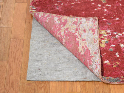 Modern / Contemporary hand-knotted wool rug in Red, 15'3" x 16'6" — SKU O080515 (view 4)