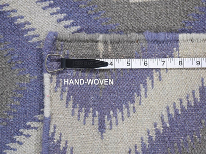 Kilim Flat-Weave hand-knotted wool rug in Gray, 2'5" x 6' — SKU O080534 (view 6)