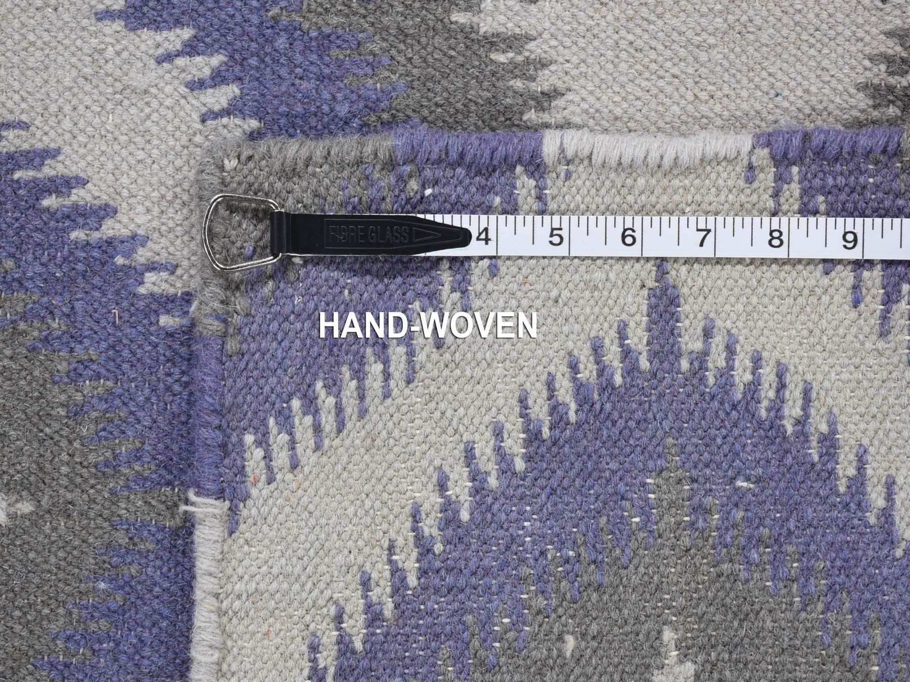 Kilim Flat-Weave hand-knotted wool rug in Gray, 4'2" x 6' — SKU O080541 (view 6)