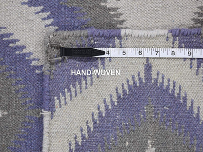 Kilim Flat-Weave hand-knotted wool rug in Gray, 4'2" x 6' — SKU O080541 (view 6)