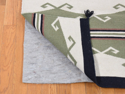 Ivory 5'2" x 7'0" Flat Weave Hand woven Wool Rug - Sku: O080545