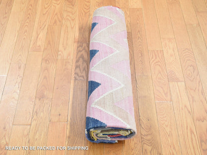 Kilim Flat-Weave hand-knotted wool rug in Pink, 5'8" x 7'10" — SKU O080552 (view 5)