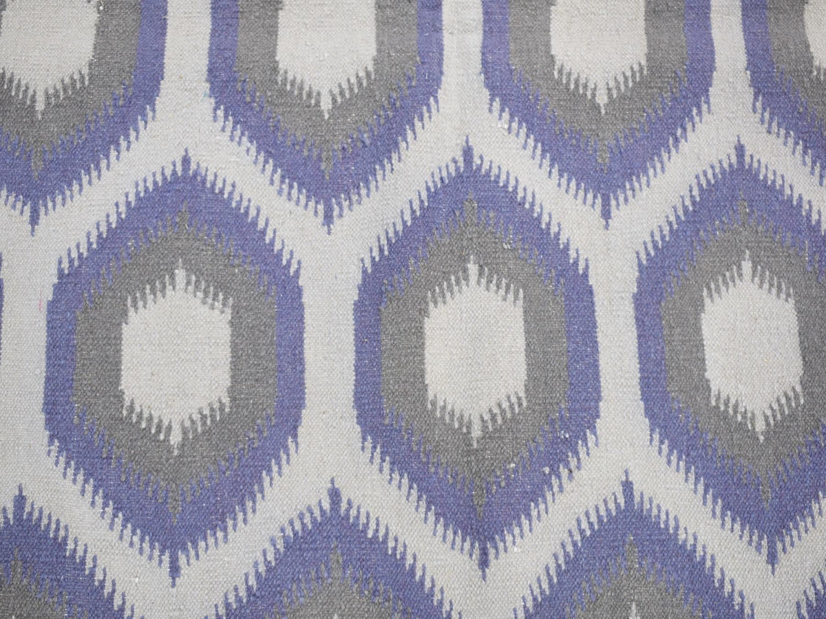 Kilim Flat-Weave hand-knotted wool rug in Gray, 4' x 6' — SKU O080557 (view 2)