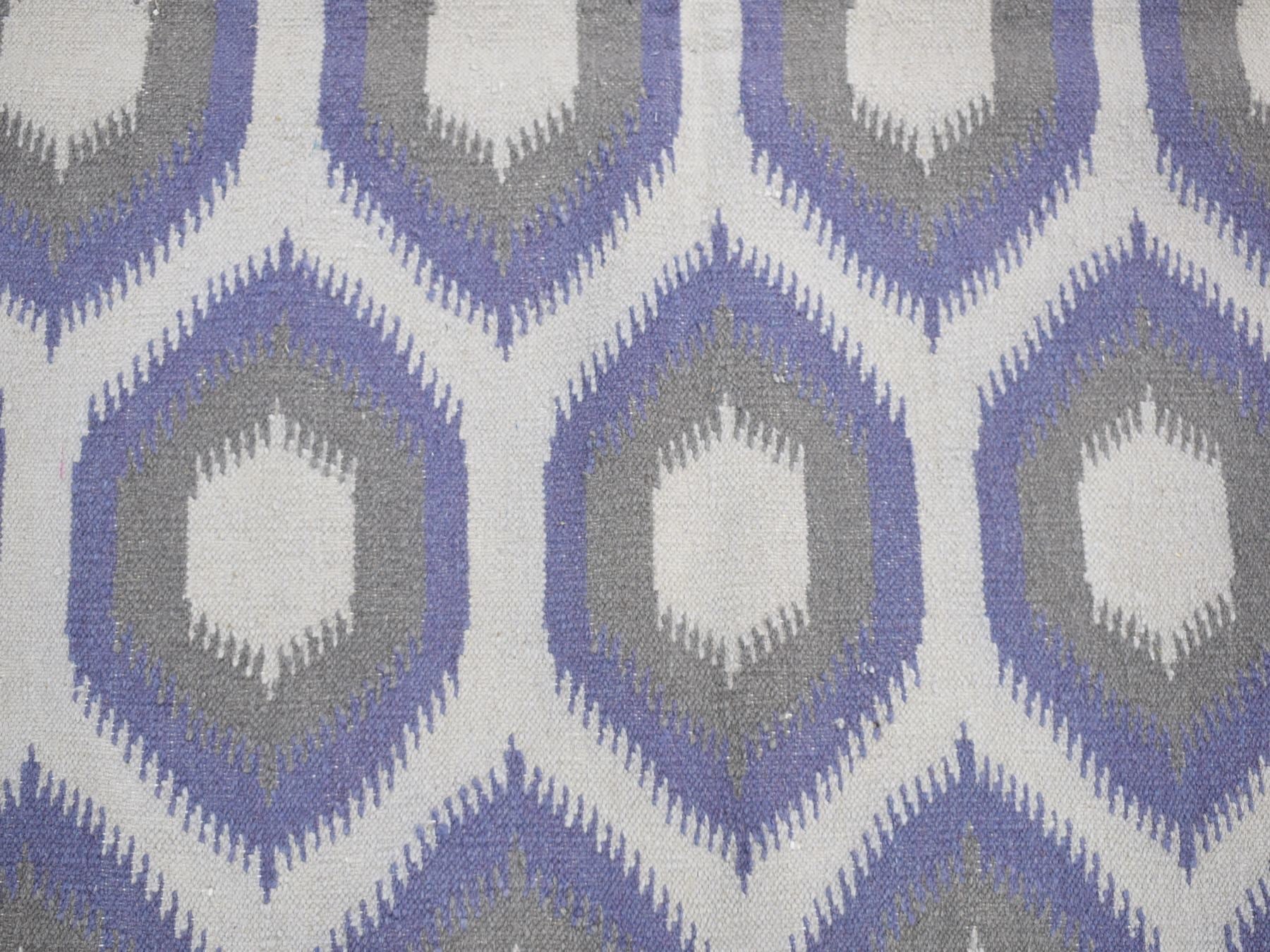Kilim Flat-Weave hand-knotted wool rug in Gray, 4' x 6' — SKU O080557 (view 2)