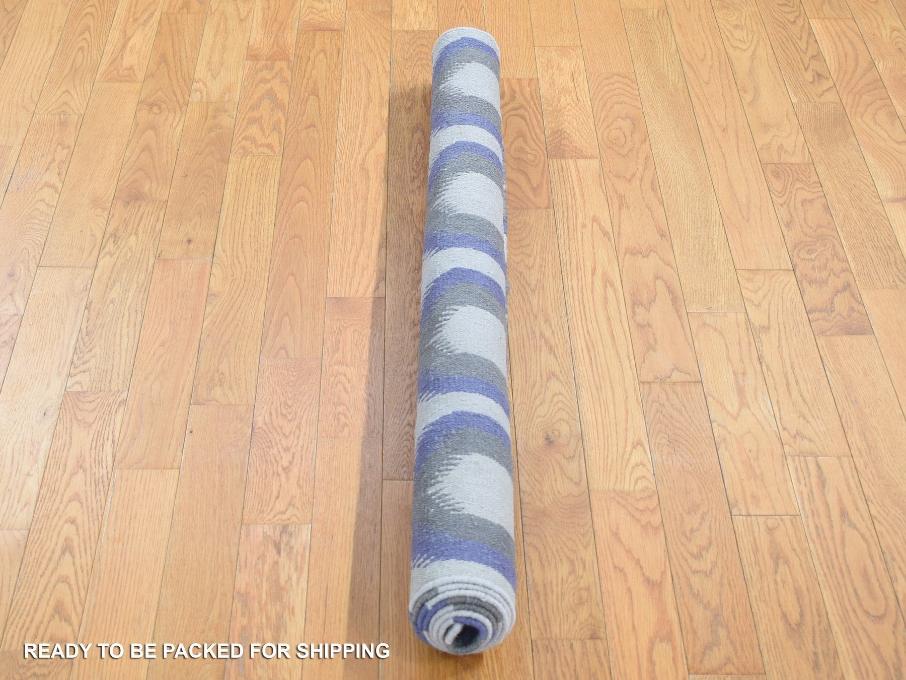 Kilim Flat-Weave hand-knotted wool rug in Gray, 4' x 6' — SKU O080557 (view 5)