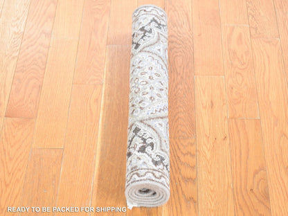 Brown 2'1" x 3'1" Transitional Hand knotted Wool/Silk Rug - Sku: O080576