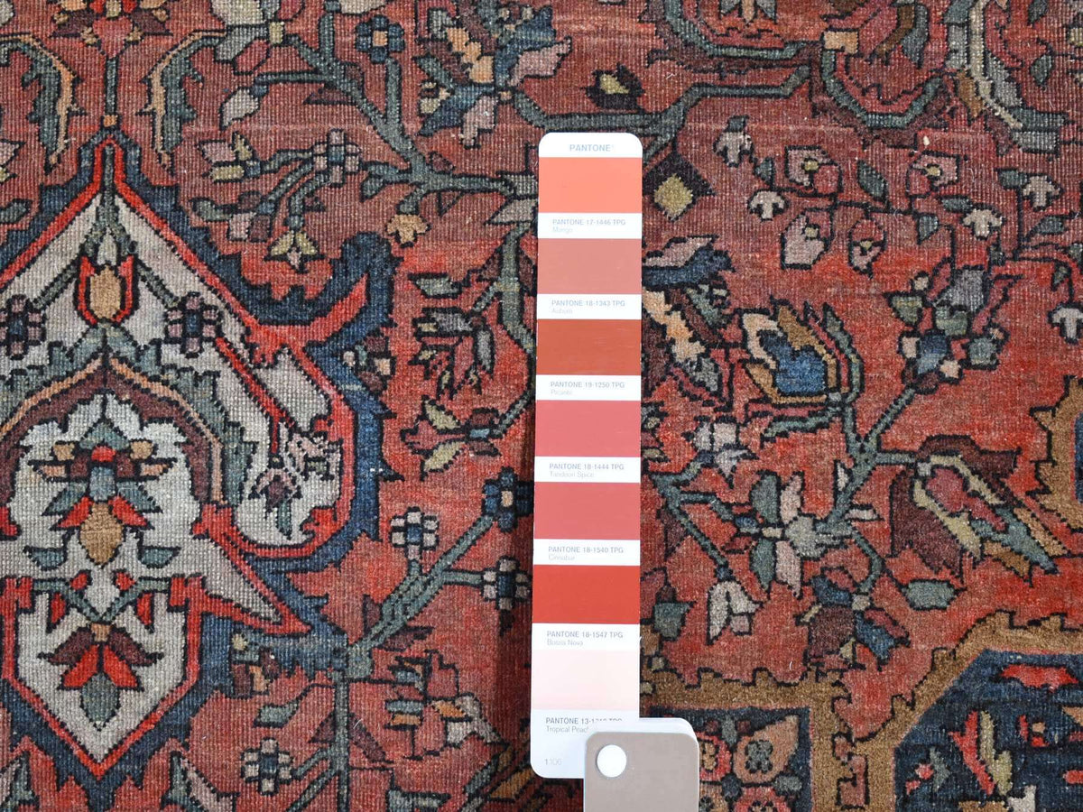 Sarouk Persian hand-knotted wool rug in Red & Midnight Blue, 4'1" x 6'4" — SKU O080602 (view 4)