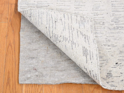 Ivory 2'2" x 3'0" Modern and Contemporary Hand knotted Wool Rug - Sku: O080603
