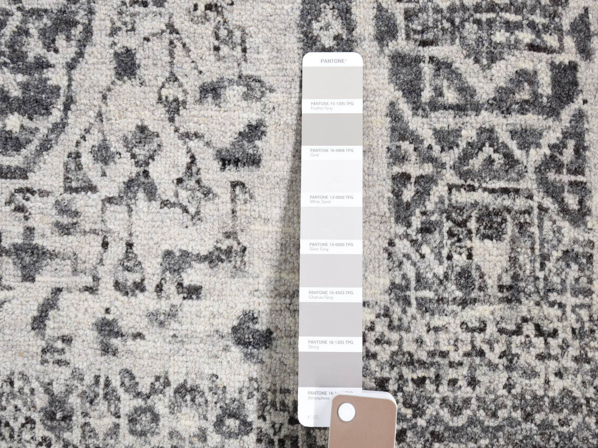 Mamluk Mamluk hand-knotted wool rug in Gray, 2' x 2'1" — SKU O080607 (view 3)