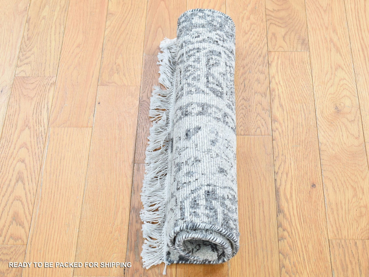 Mamluk Mamluk hand-knotted wool rug in Gray, 2' x 2'1" — SKU O080607 (view 4)