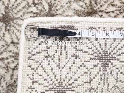 Ivory 2'0" x 2'1" Modern and Contemporary Hand knotted Wool/Silk Rug - Sku: O080608