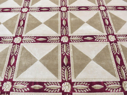 Modern / Contemporary hand-knotted wool rug in Ivory & Taupe, 10' x 13'9" — SKU O080672 (view 8)