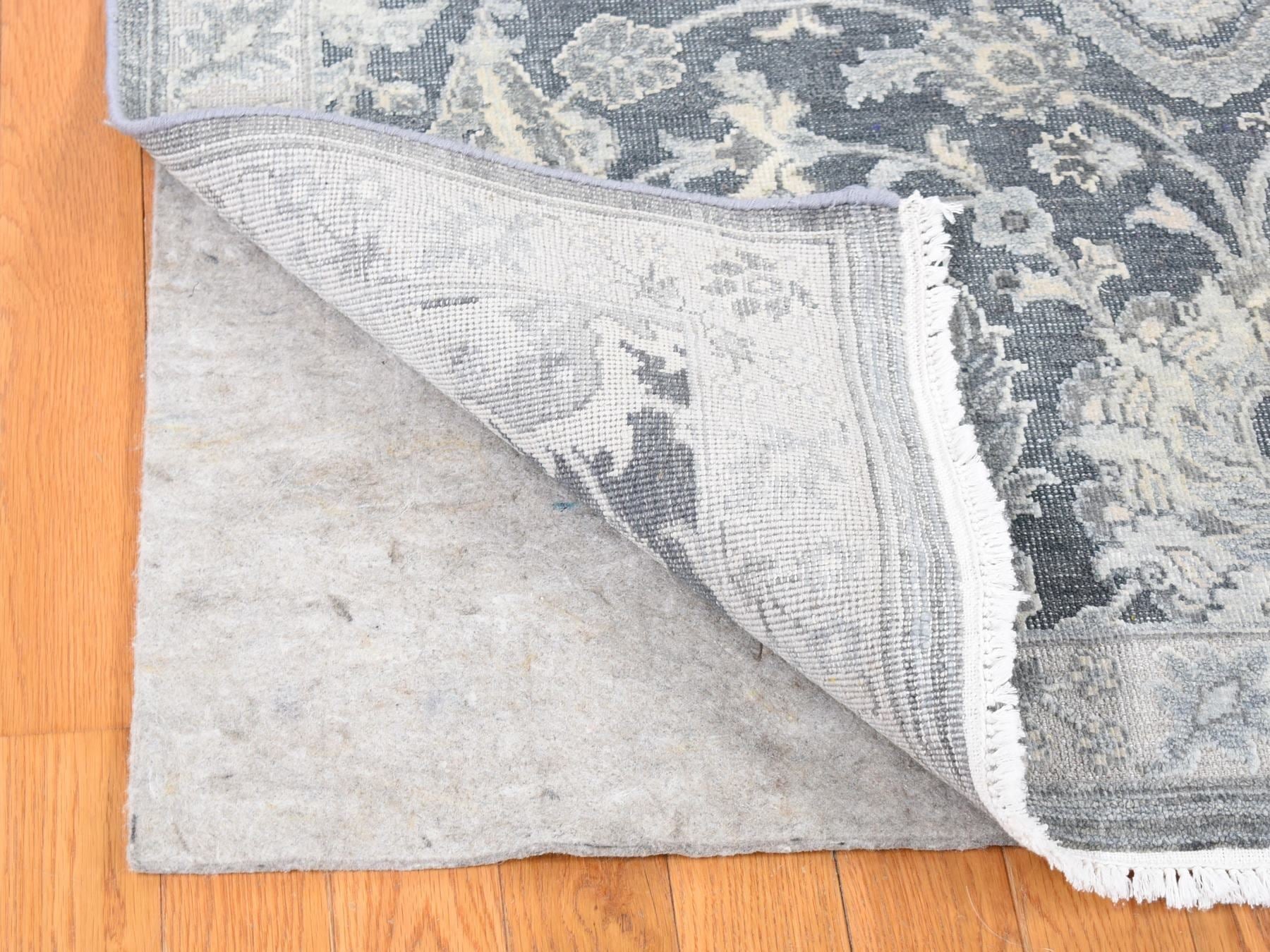 Oushak Oushak hand-knotted wool/silk rug in Gray & Light Gray, 8' x 10'2" — SKU O080682 (view 4)