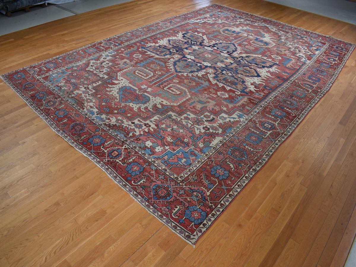Heriz Antique hand-knotted wool rug in Red, 12'3" x 18'6" — SKU O080698 (view 3)