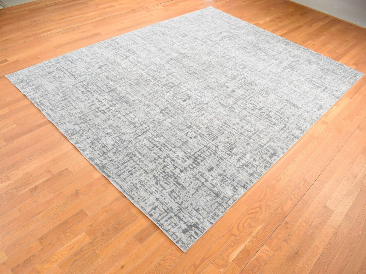 Modern / Contemporary hand-knotted wool/silk rug in Gray, 9'2" x 12'3" — SKU O080730 (view 3)