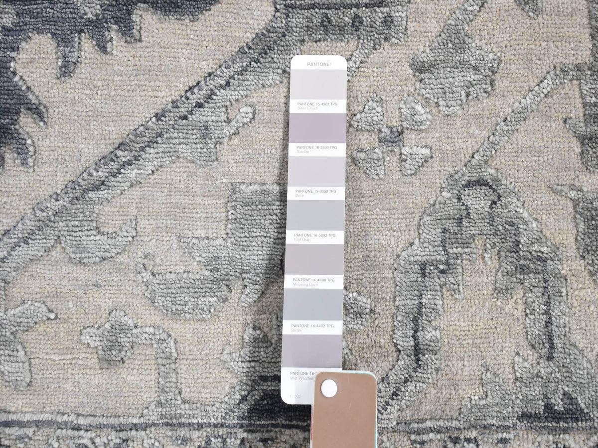 Heriz Heriz hand-knotted wool/silk rug in Gray, 9' x 12' — SKU O080734 (view 7)