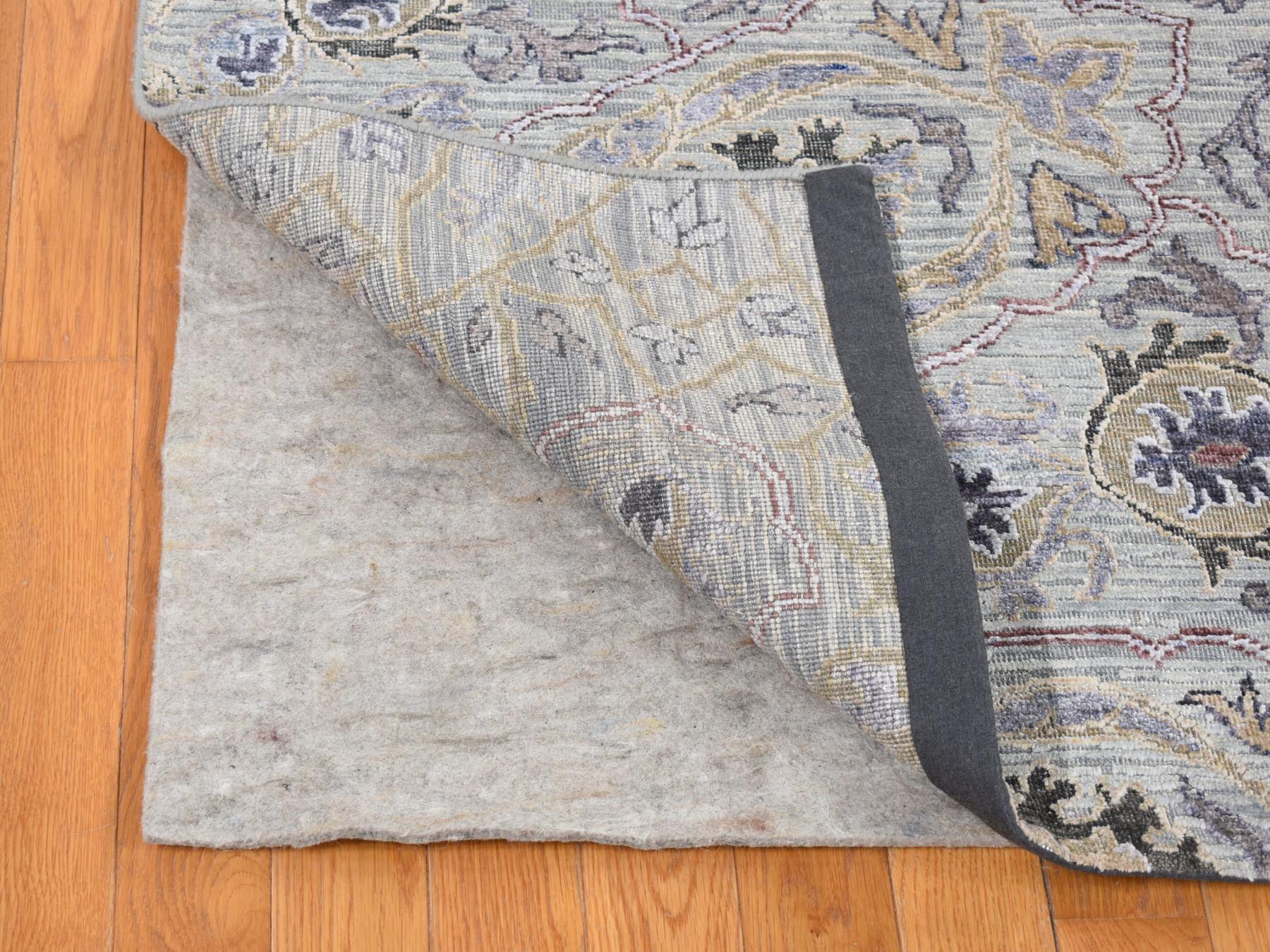 Transitional hand-knotted wool/pure silk rug in Gray, 7'9" x 10'1" — SKU O080742 (view 4)