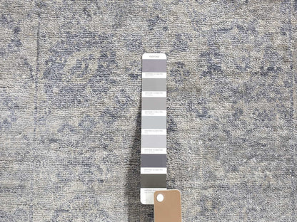 Modern / Contemporary hand-knotted silk runner in Gray, 2'6" x 5'10" — SKU O080745 (view 3)