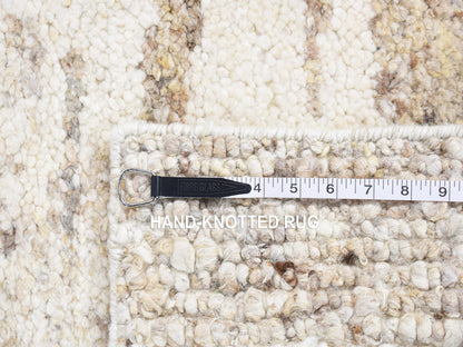 Beige 3'0" x 3'0" Modern and Contemporary Hand knotted Wool Rug - Sku: O080752