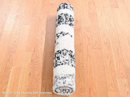 Black 3'0" x 3'0" Modern and Contemporary Hand knotted Wool Rug - Sku: O080756