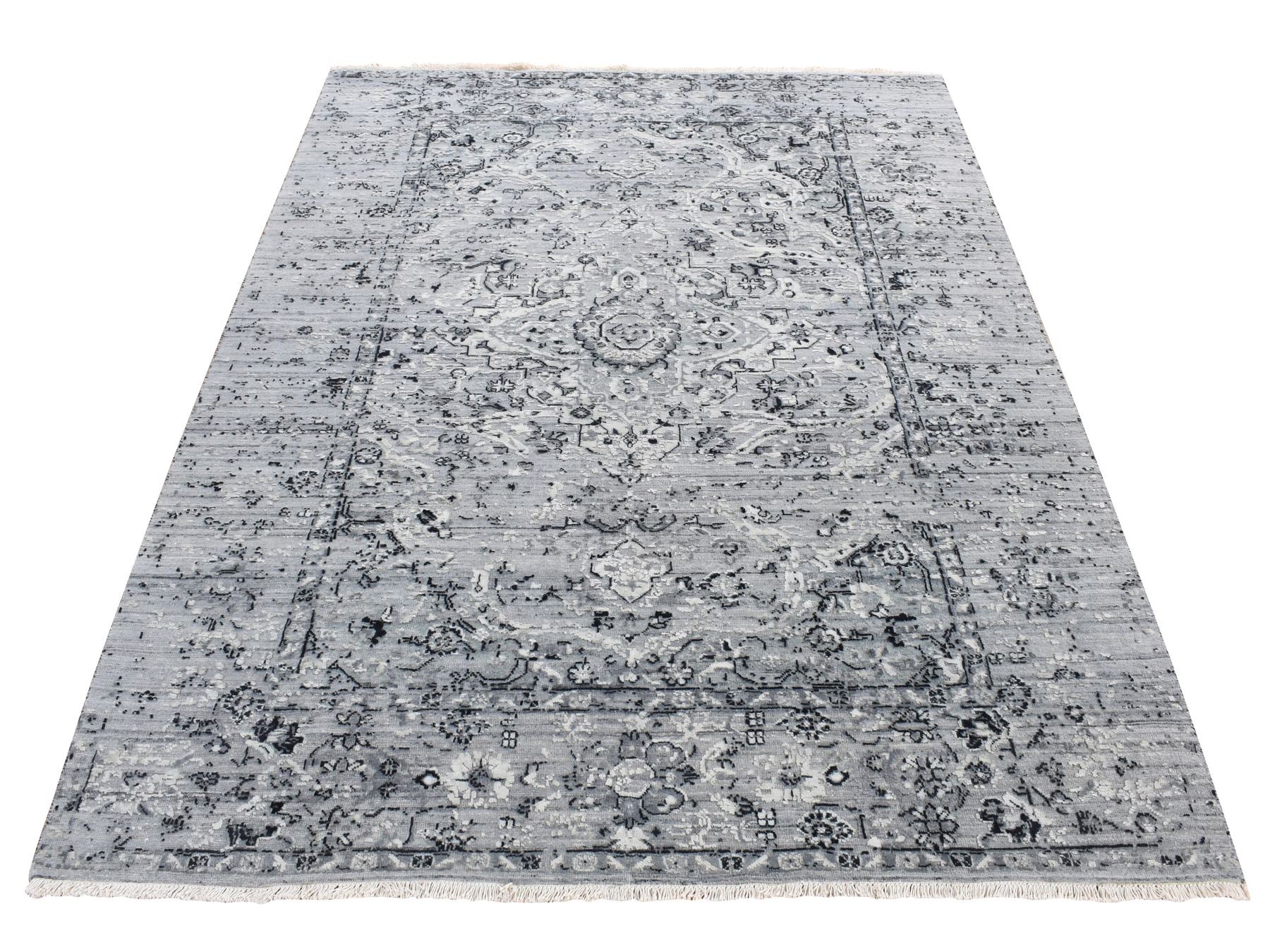 Transitional hand-knotted wool/silk rug in Gray, 5'1" x 7' — SKU O080772