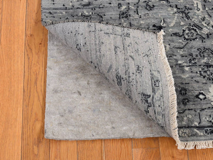 Transitional hand-knotted wool/silk rug in Gray, 5'1" x 7' — SKU O080772 (view 2)