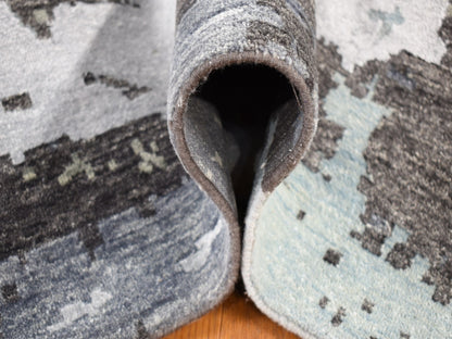 Modern / Contemporary hand-knotted wool rug in Gray, 10' x 14'2" — SKU O080794 (view 6)