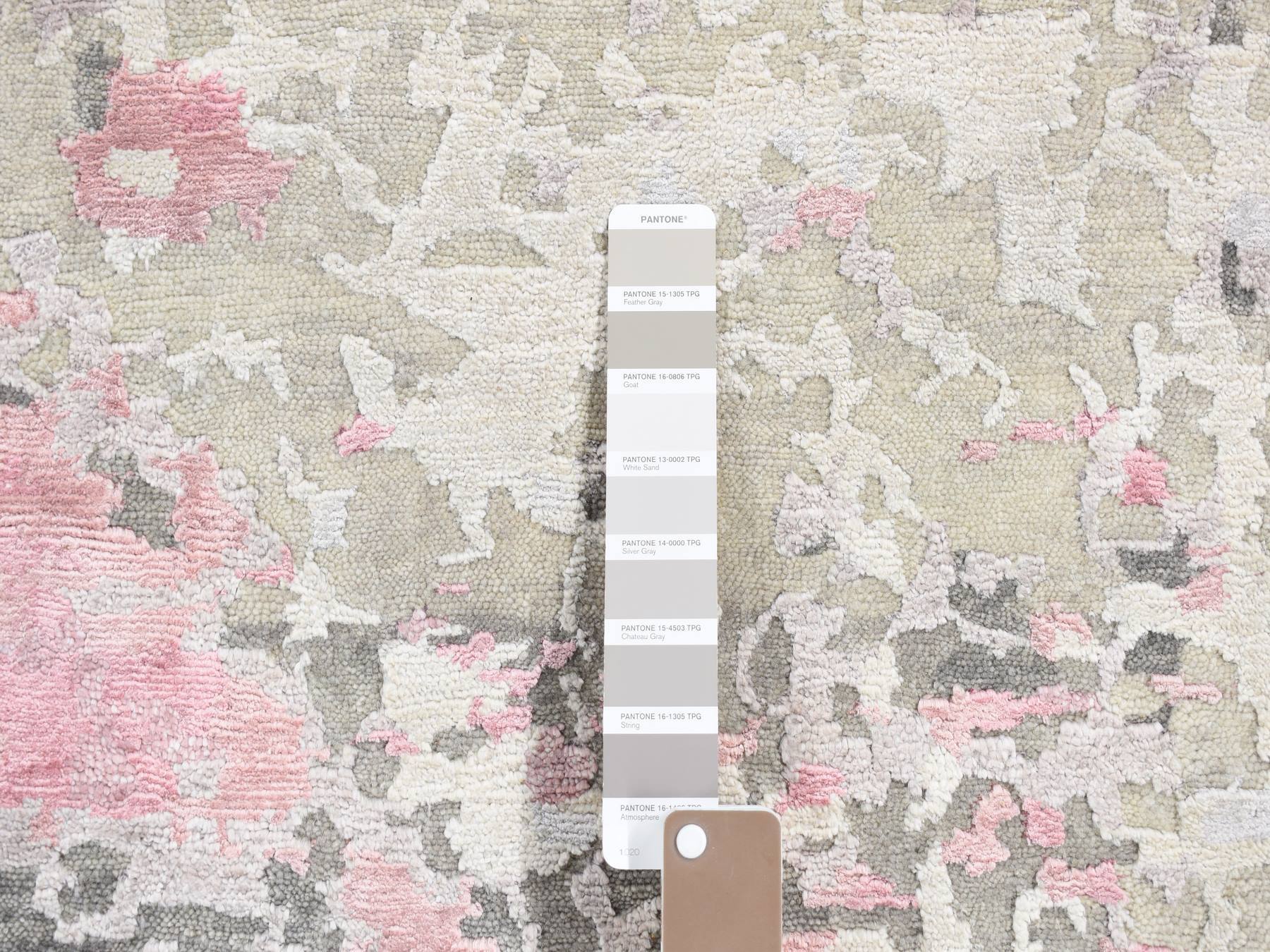 Modern / Contemporary hand-knotted wool/silk rug in Pink, 10' x 13'9" — SKU O080795 (view 7)