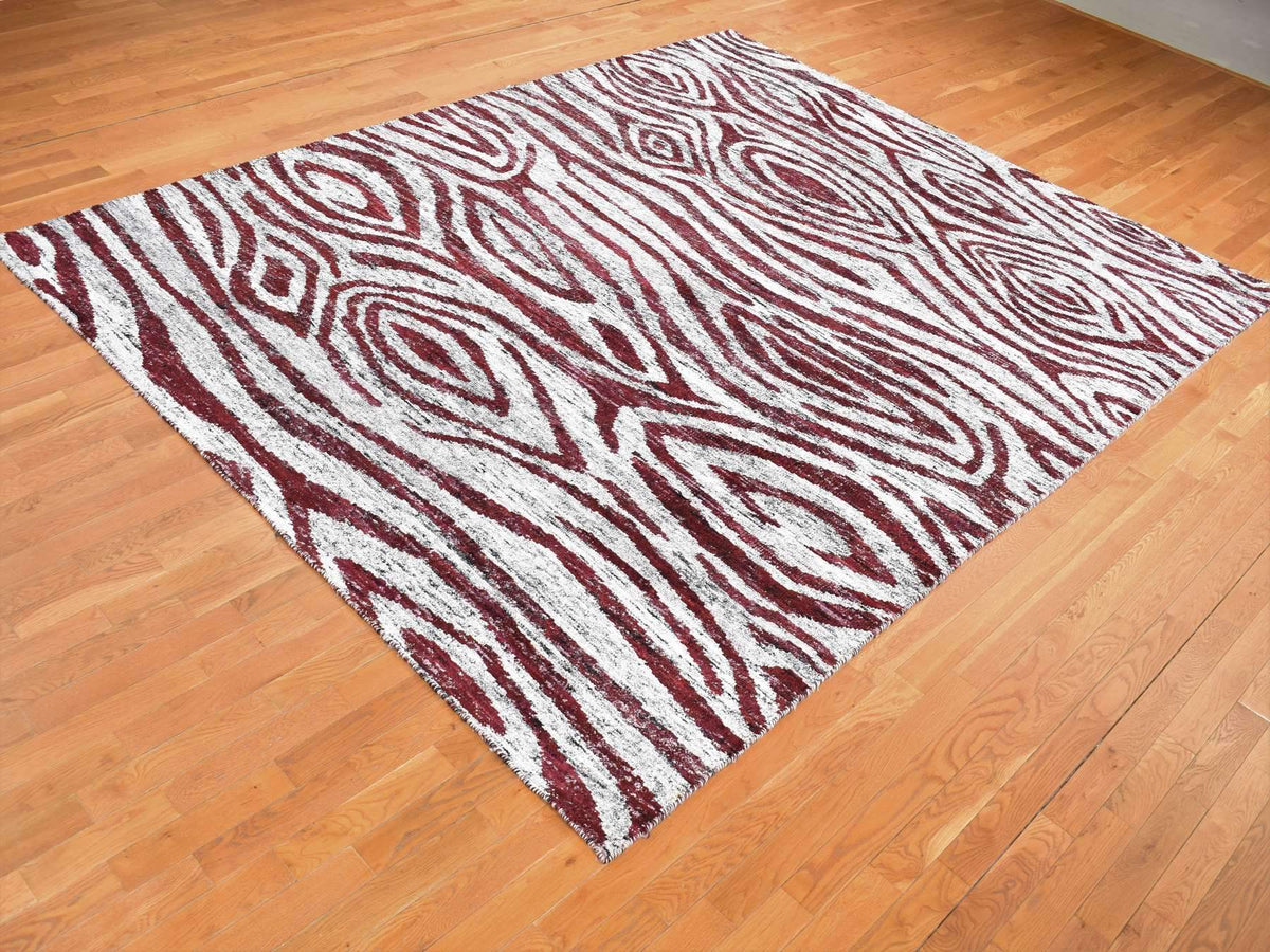 Modern / Contemporary hand-knotted wool rug in Ivory, 9' x 11'7" — SKU O080816 (view 3)