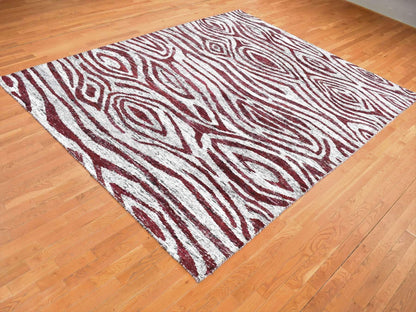 Modern / Contemporary hand-knotted wool rug in Ivory, 9' x 11'7" — SKU O080816 (view 3)