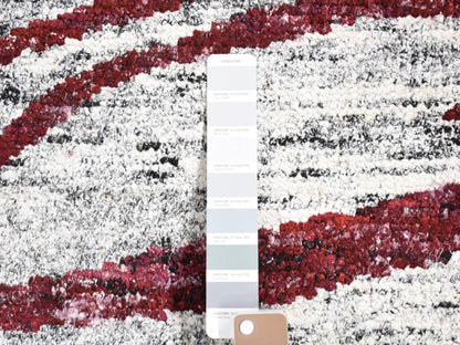 Modern / Contemporary hand-knotted wool rug in Ivory, 9' x 11'7" — SKU O080816 (view 7)