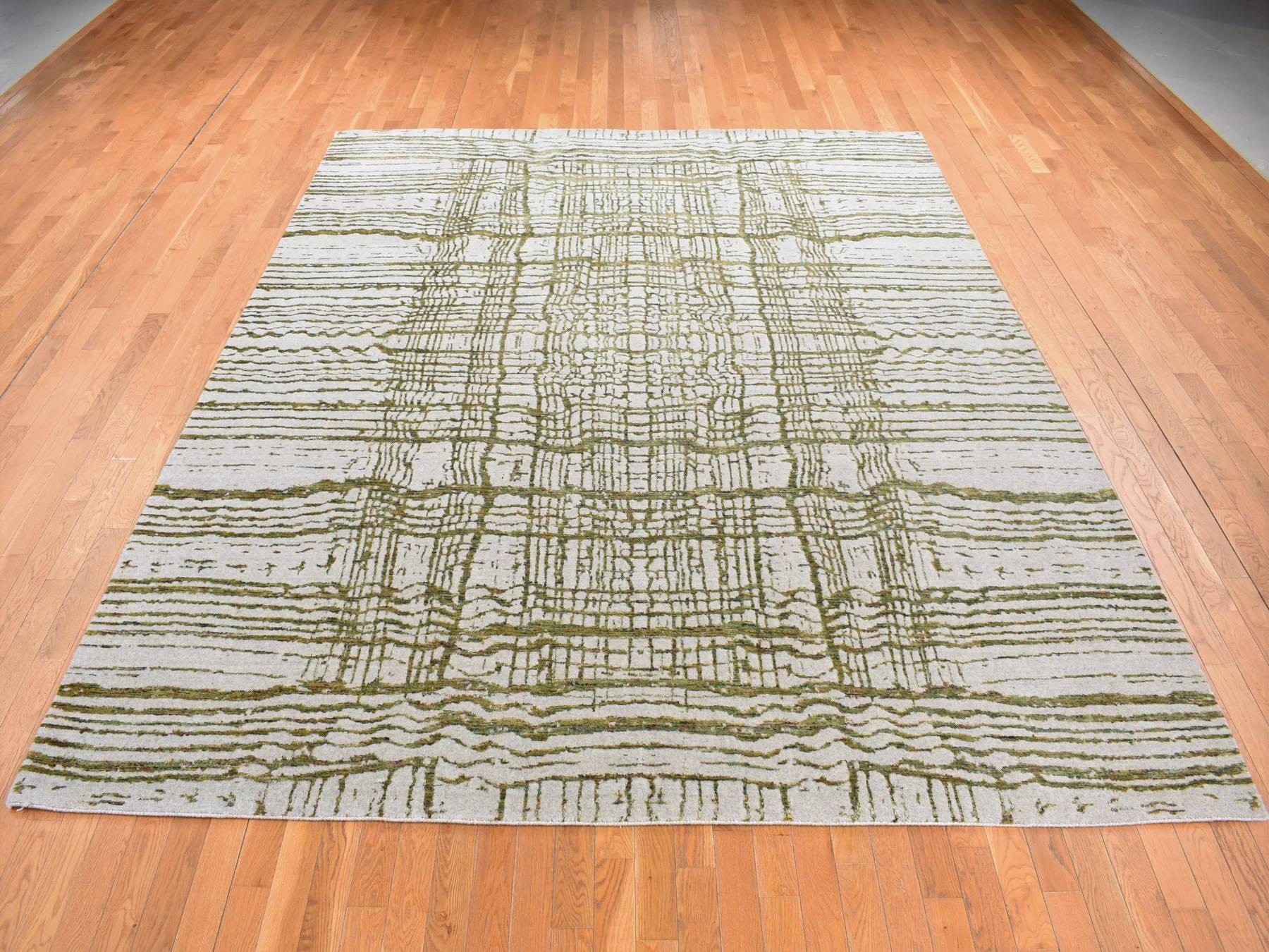 Modern / Contemporary hand-knotted wool/silk rug in Gray, 9'2" x 11'8" — SKU O080818 (view 2)