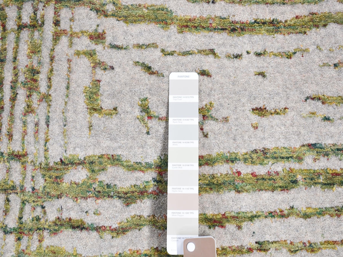 Modern / Contemporary hand-knotted wool/silk rug in Gray, 9'2" x 11'8" — SKU O080818 (view 7)