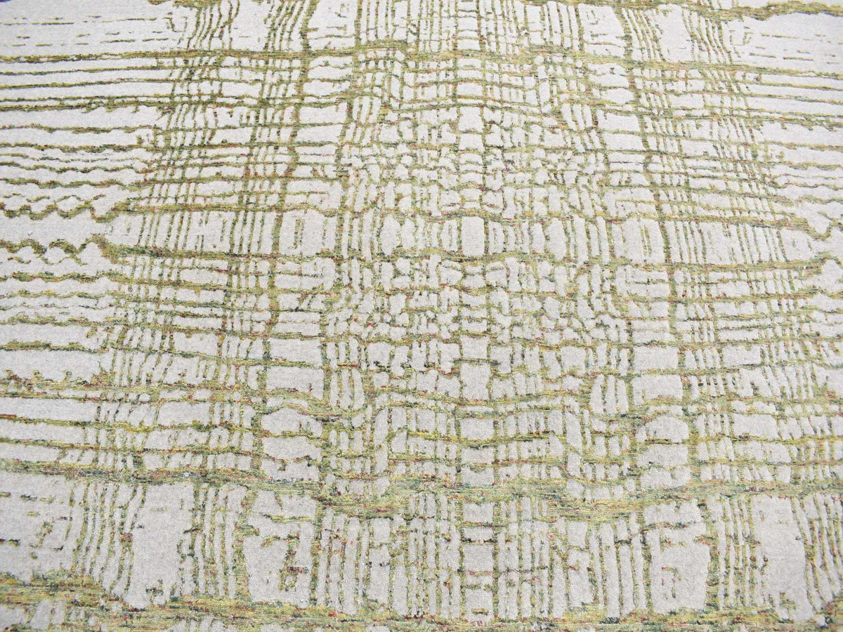 Modern / Contemporary hand-knotted wool/silk rug in Gray, 9'2" x 11'8" — SKU O080818 (view 8)