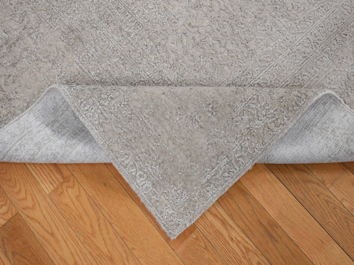 Modern / Contemporary hand-knotted wool/silk rug in Gray, 8'9" x 12'1" — SKU O080819 (view 5)