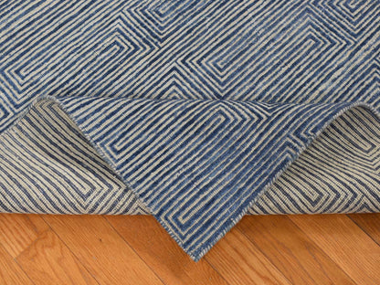 Blue 8'0" x 10'0" Modern and Contemporary Hand knotted Wool/Silk Rug - Sku: O080827