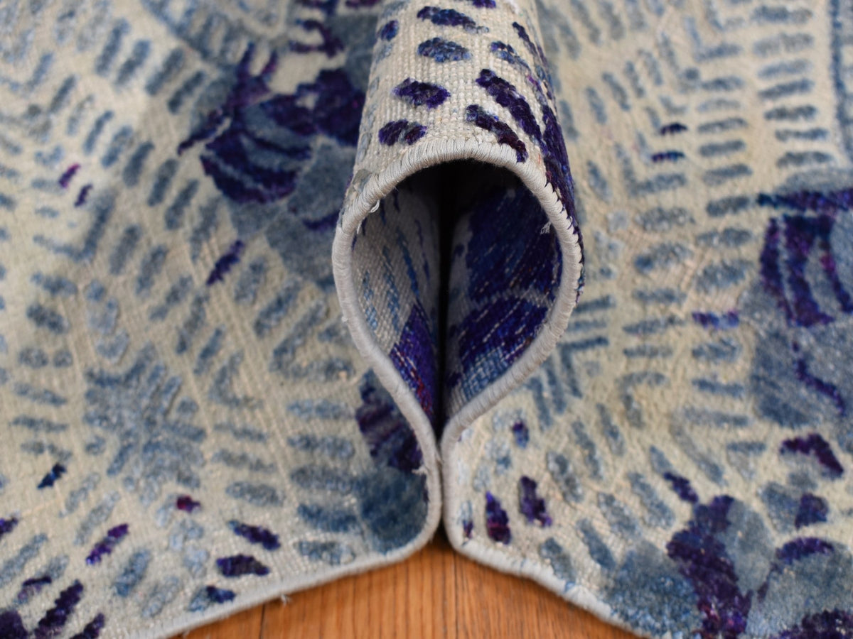 Modern / Contemporary hand-knotted wool/silk rug in Purple, 8' x 10' — SKU O080841 (view 6)