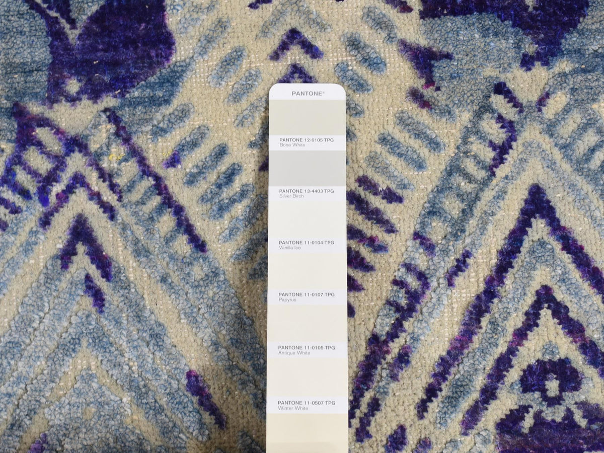Modern / Contemporary hand-knotted wool/silk rug in Purple, 8' x 10' — SKU O080841 (view 7)