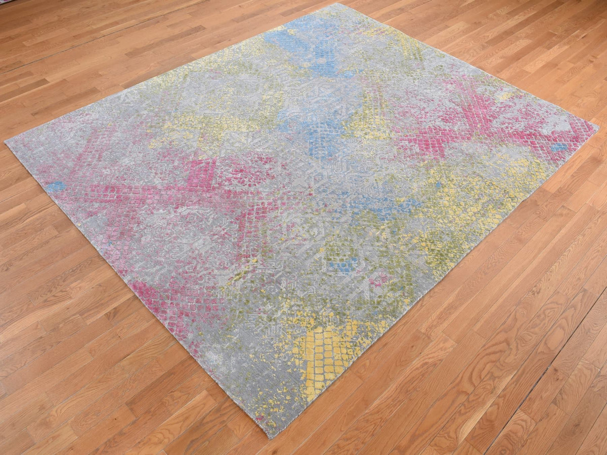Modern / Contemporary hand-knotted wool/silk rug in Gray, 8' x 10' — SKU O080845 (view 3)