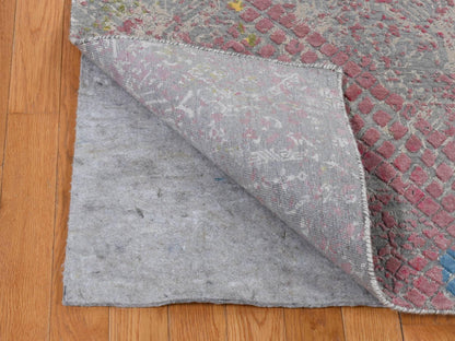 Modern / Contemporary hand-knotted wool/silk rug in Gray, 8' x 10' — SKU O080845 (view 4)