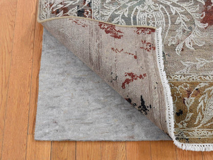 Transitional hand-knotted wool/silk rug in Gray & Green, 5'2" x 7'1" — SKU O080885 (view 2)