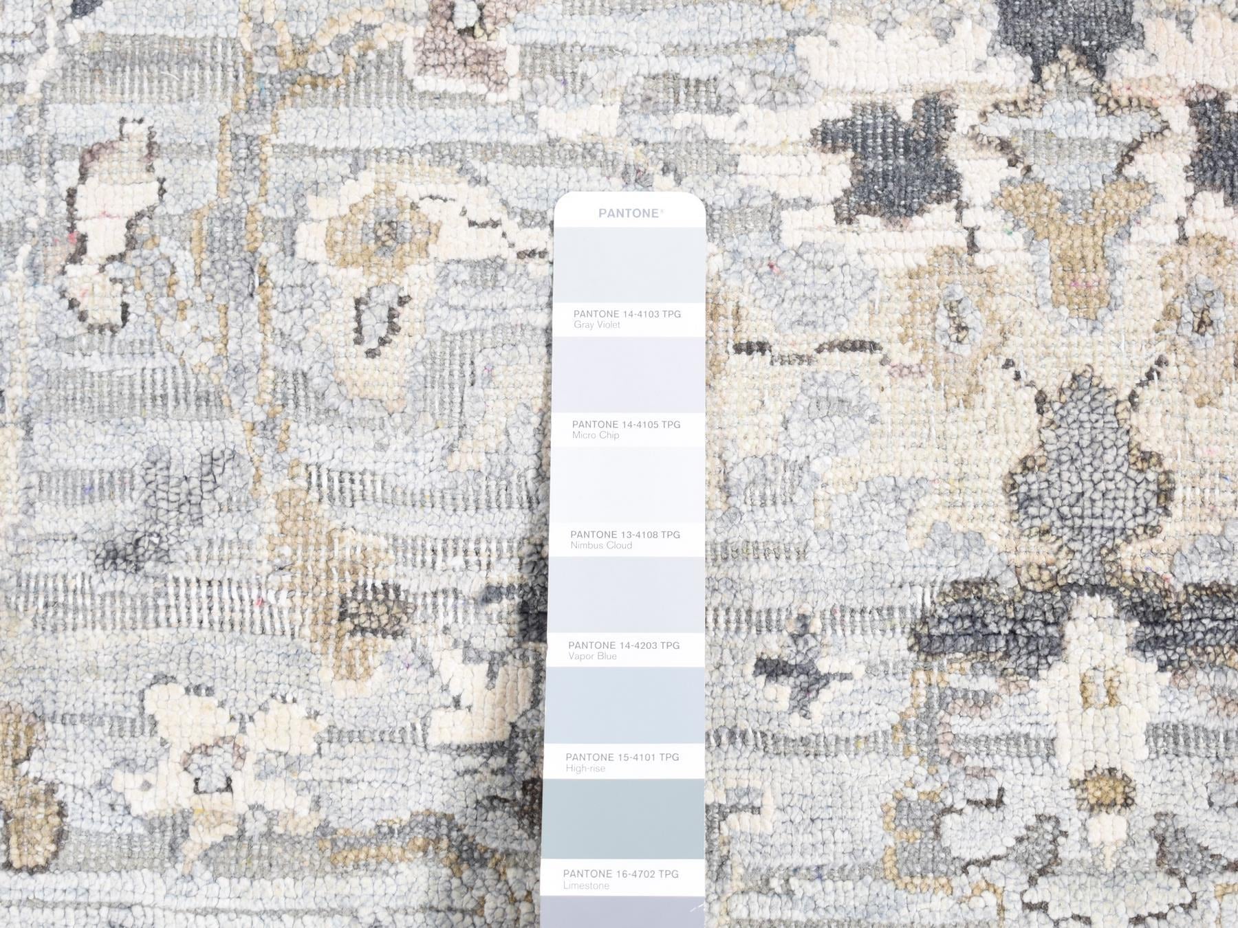 Oushak Oushak hand-knotted wool/silk rug in Gray, 2' x 2'1" — SKU O080907 (view 3)