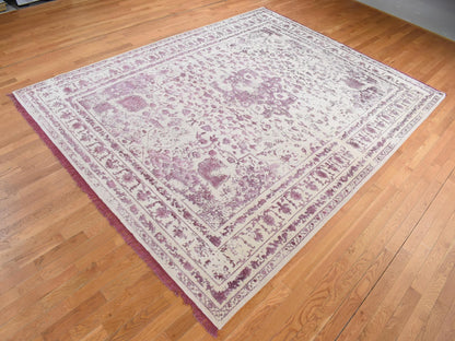 Transitional hand-knotted wool/silk rug in Ivory, 9'2" x 12'1" — SKU O080910 (view 3)