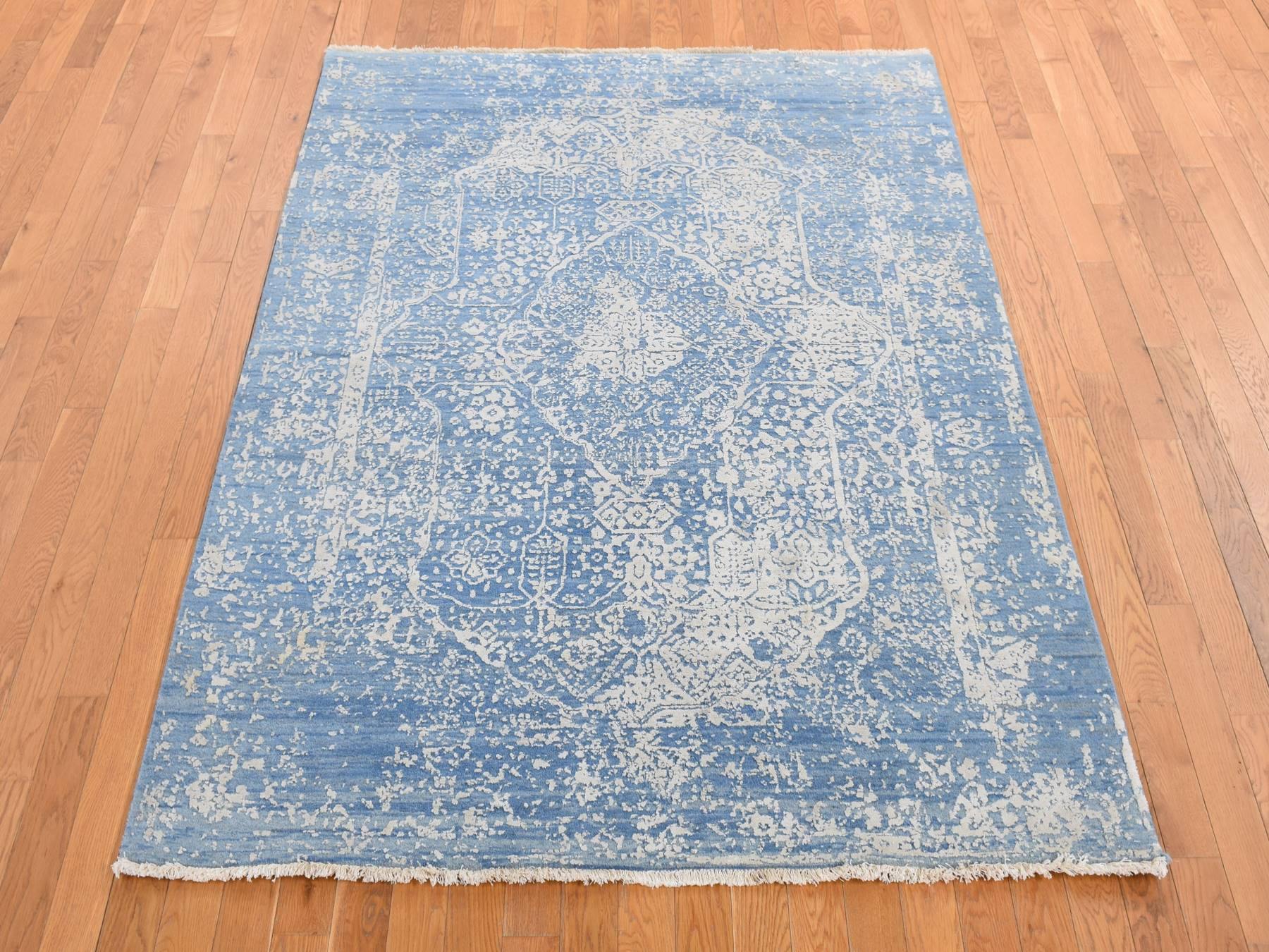 Transitional hand-knotted wool/silk rug in Blue, 5'1" x 7' — SKU O080927 (view 2)