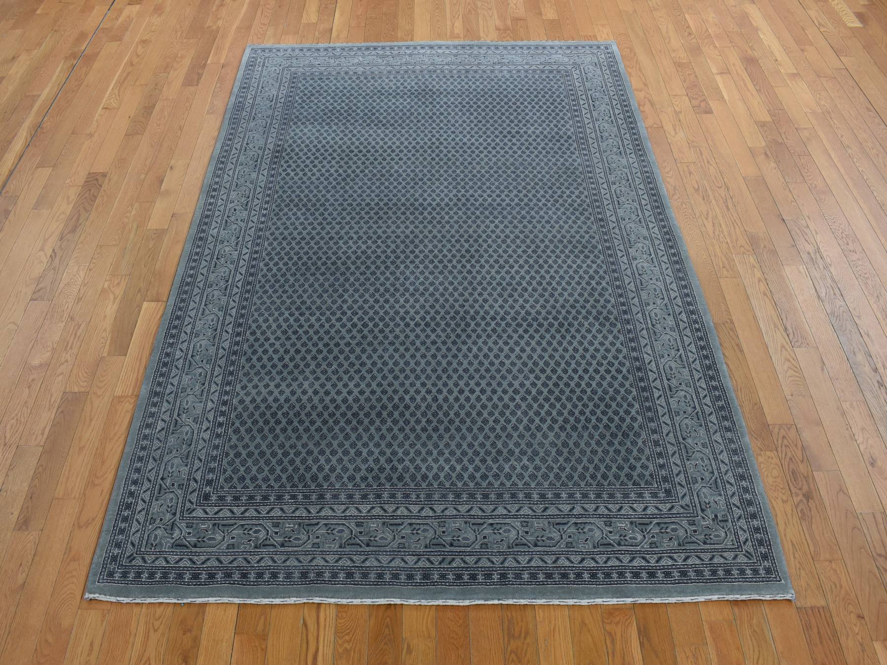 Sarouk Fine Oriental hand-knotted wool/silk rug in Gray, 6' x 9' — SKU O080974 (view 2)