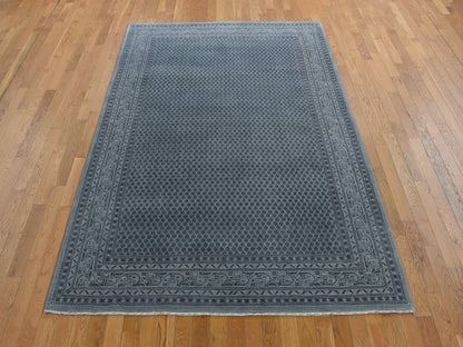 Sarouk Fine Oriental hand-knotted wool/silk rug in Gray, 6' x 9' — SKU O080974 (view 2)